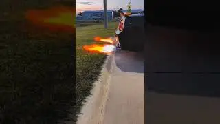 MUSTANG GT BURNS GRASS WITH FLAME
