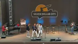 Ernie Haase & Signature Sound - Swingin' on the Golden Gate