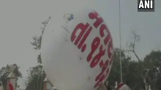 Giant balloon in Vadodara to remind citizens to vote