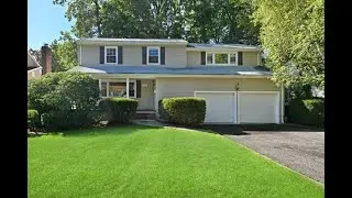 Paramus home for sale listed by your Paramus REALTOR&copy; Jeana Cowie   372 McKinley Blvd, Paramus, NJ