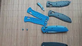 Benchmade 535 Bugout mikarta & carbon scales