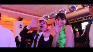 TR&Aacute;ILER VICTOR Y BARBARA