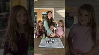 Bouncing Bubbles Activity! 🫧 #momlife #bubble #activities #sensoryplay #shorts