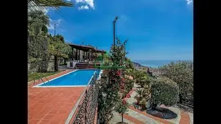 V180 Villa Mediterranea in Vendita a Imperia (IM)  con piscina e vista mare swimming pool sea views