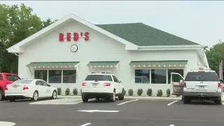 Red's Giant Hamburg comes back to Springfield