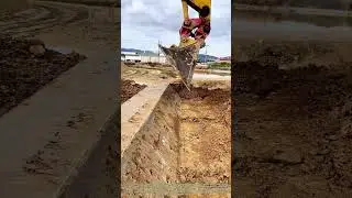 Sculpting the Slope: The Art of Precision Grading with Earthmoving Equipment