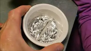 Lottie and Daddy's Science Experiment - Gallium