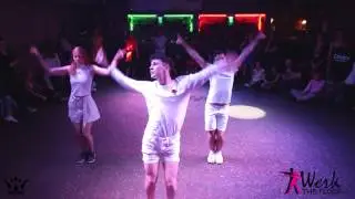 Werk The Floor - Pristine