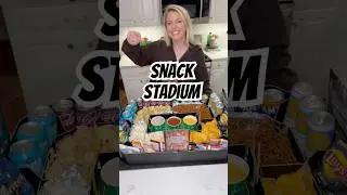 SETTING UP THE SNACK STADIUM 🏈💚🏟️ #gamedaysnacks #superbowl #superbowlsnacks