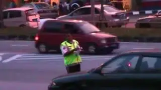 Police Summoned PG Illegal Parking