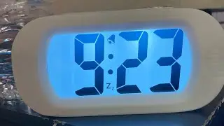 Unboxing & Review: Plumeet 'kids' digital alarm clock 