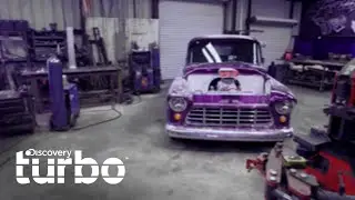 Expertos intentan modificar antigua camioneta Chevy | Texas Metal | Discovery Turbo Latinoam&eacute;rica