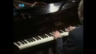 Glenn Gould - Johann Sebastian Bach, Prelude & Fugue No. 22 in B-Flat Minor, BWV 891 - WTC II - (HD)