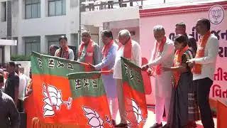 CM flags off trucks carrying essential items to support flood-affected people of Chhattisgarh