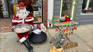 Handpan Santa is live! Spreading Christmas Joy in Lawrence! 🛸🎅🎄🎁 #handpan #lawrence #handpansanta