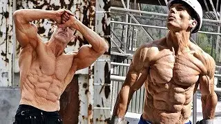 MOST SHREDDED MAN AT THE GYM - Helmut Strebl Bodybuilding