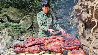 Tracking Giant Wild Boar Alone | Hunt, Harvest, Preserve & Survive in the Wild