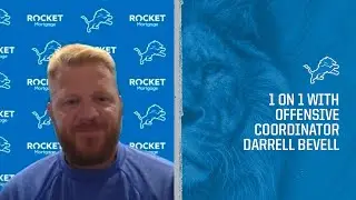 1 on 1 with offensive coordinator Darrell Bevell