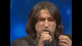 O que esse homem faz com a voz &eacute; arrepiante - (legendado)