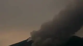 Volcanic  Lighting  😳💥