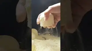 Crispy Crunchy crumbles #asmr #asmrchalk #asmrsand #asmrcrumbling #asmrsounds #relaxing #satisfying