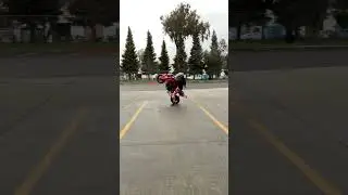 Sit down circle wheelie