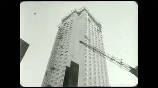 Construction au centre-ville de Montréal. - [196-]
