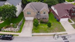 Single Family Home in Stone Oak with 2 Car Garage