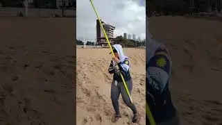 pescaria de xar&eacute;u na praia de boa viagem