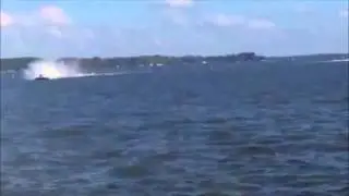 Edelweiss - Grand Prix Hydroplane Super Close 150 MPH Pass