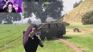 VIS&Atilde;O DA NARA COM CORINGA DE ADM R0UBANDO O CARRO DELA NA FRENTE DE GERAL KKKKKKKKK