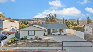 2466 Royal Ave, Simi Valley, CA 93065