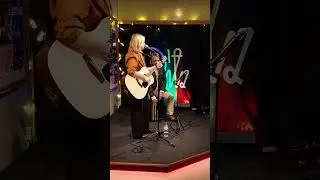 Berta  .  Joulumaa