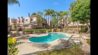 Move in Ready Townhome in Lake Forest