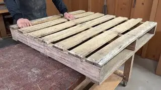 DIY Smart Folding Table | Incredible Pallet Wood Project