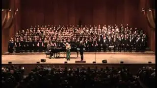 Chorus Angelicus singing with Eric Whitacre at Avery Fisher Hall 2