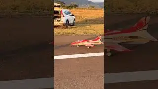 #edf #jet #landing #rchobby #rc #rcplane #aviationlovers #aviation #rcjet #rcfans #rchobbies #jets