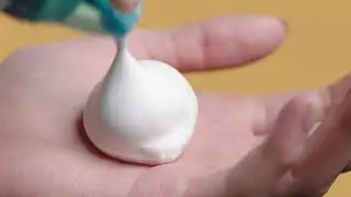 Ren&eacute; Furterer Style Sculpting Mousse - Application Video