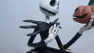 Disney Enesco Jim Shore Traditions: 6010866 Nightmare before Christmas Jack auf Grabstein