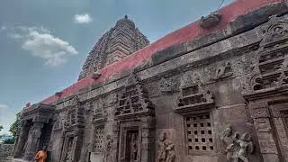 Jogulamba Devi , 5th Shaktipeetham in Telangana, in Gadwal district of Telangana.