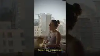 Difusi&oacute;n de Pam Berry: Pambie con el piano.
