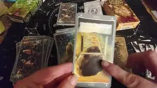 WALKTHROUGH OF FAIRY LIGHTS TAROT AND DECK COMPARISONS.