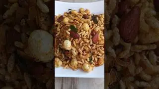 Healthy Namkeen At Home 😍| murmura makhana chivda recipe | healthy snacks #shorts #youtubeshorts