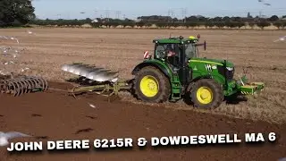 4Kᵁᴴᴰ Oct 2023 John Deere 6215R tractor and a Dowdeswell MA 6 furrow reversible plough in Levington