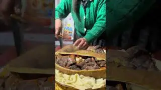 In winter, the happiest thing is eating a bite of mom&rsquo;s homemade stuffed lamb belly! #xinjiang