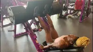 800 leg press .
