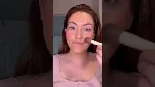 Green Eyeshadow Makeup Look! Subscribe for more. #shortsfeed #shortvideo #shorts #makeuplook #short
