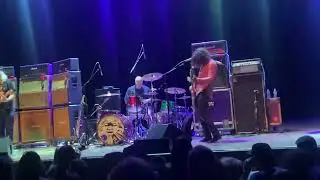 Dinosaur Jr - I Ain't - Live - Sweep It Into Space 9/19/22 @ The Pagaent