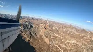 Flying and crossing Cinnamon Pass Colorado in a Cessna 182RG