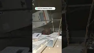 Proses menaikan indoor unit AC type split duct 10 pk
